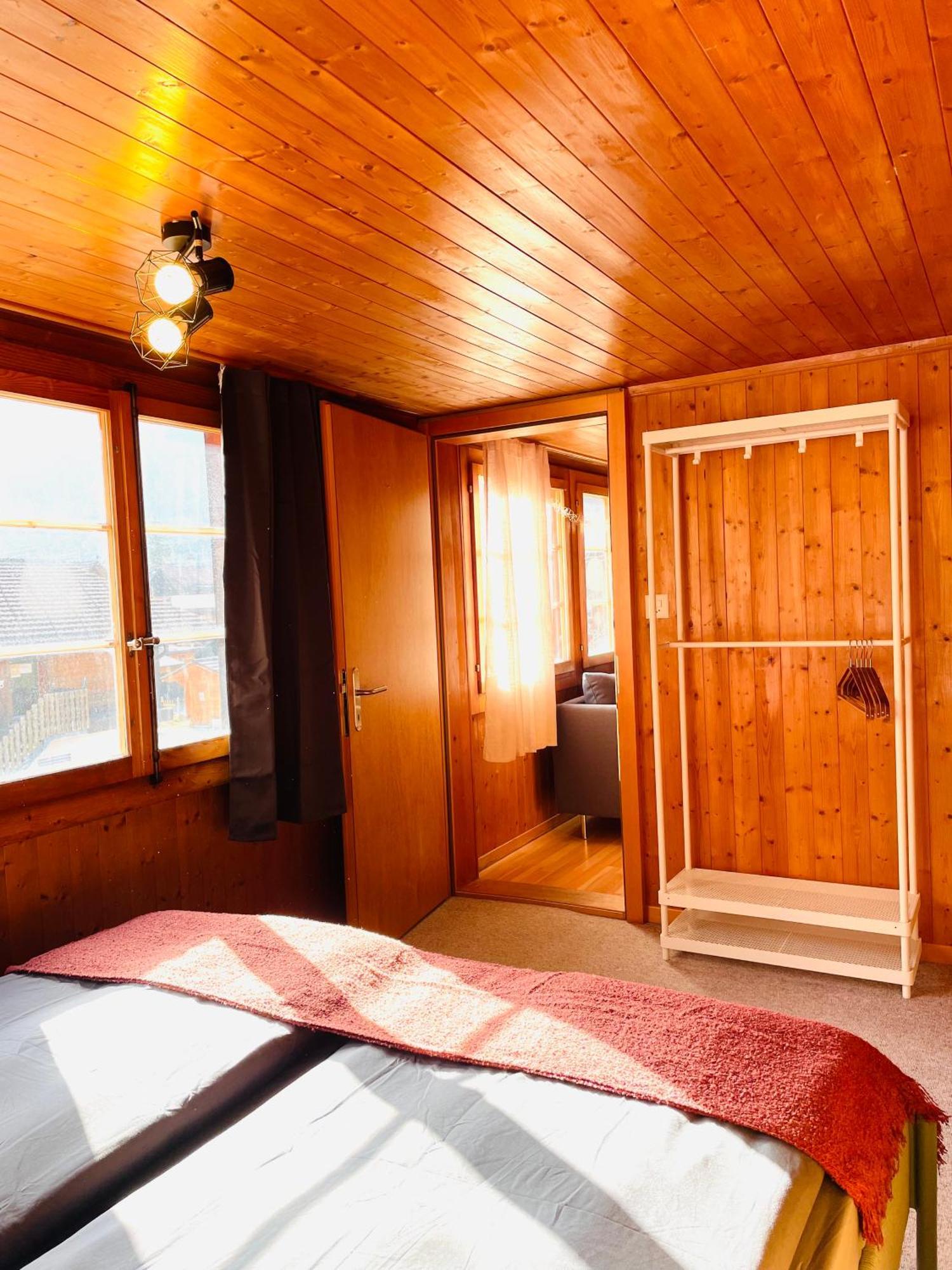 Charming, Well-Equipped Alpine Apartment Кандерштег Экстерьер фото