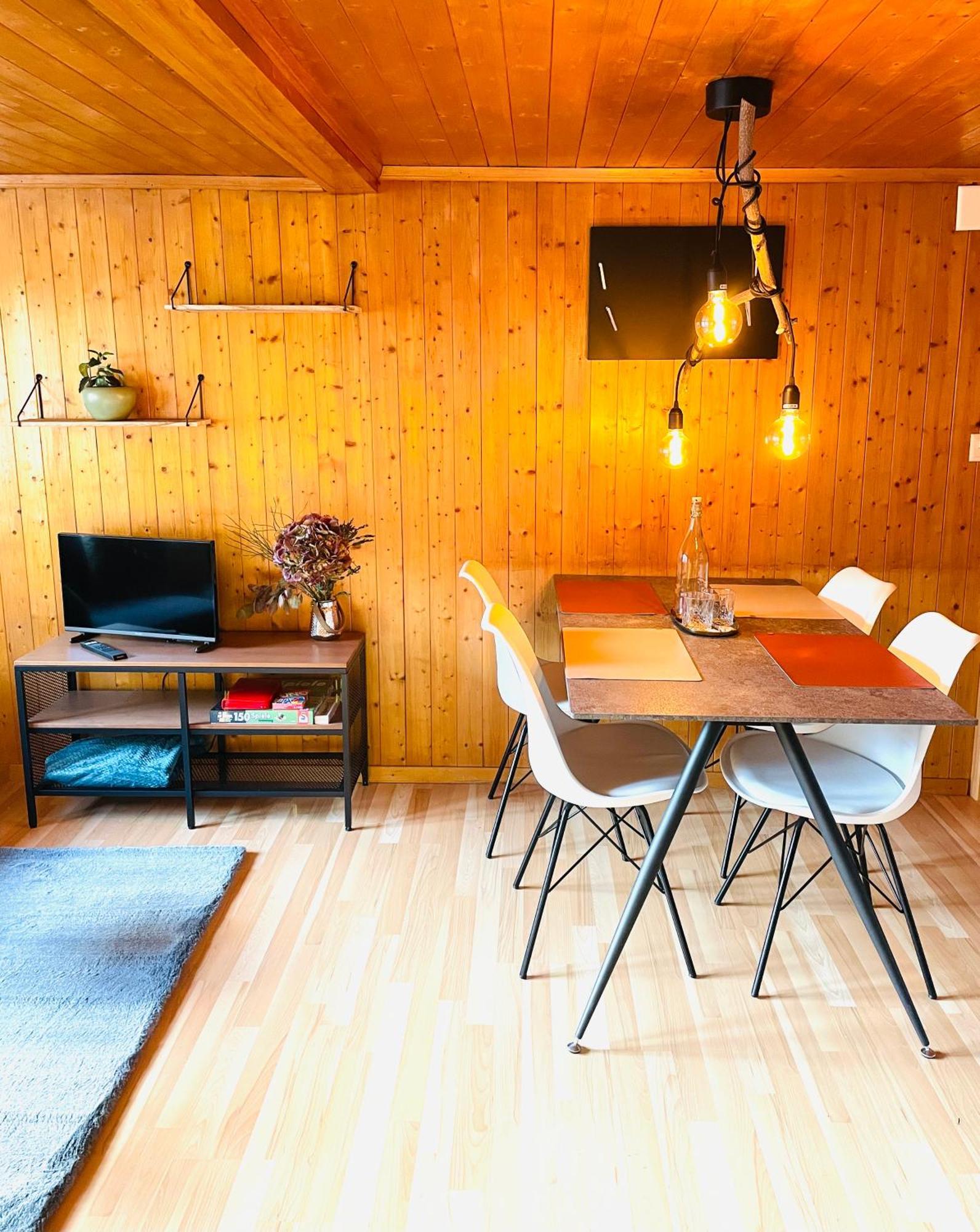 Charming, Well-Equipped Alpine Apartment Кандерштег Экстерьер фото